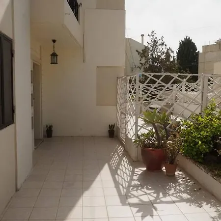 Villa House In Saint Julian's